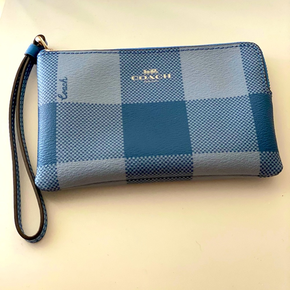 Coach wristlet NWT